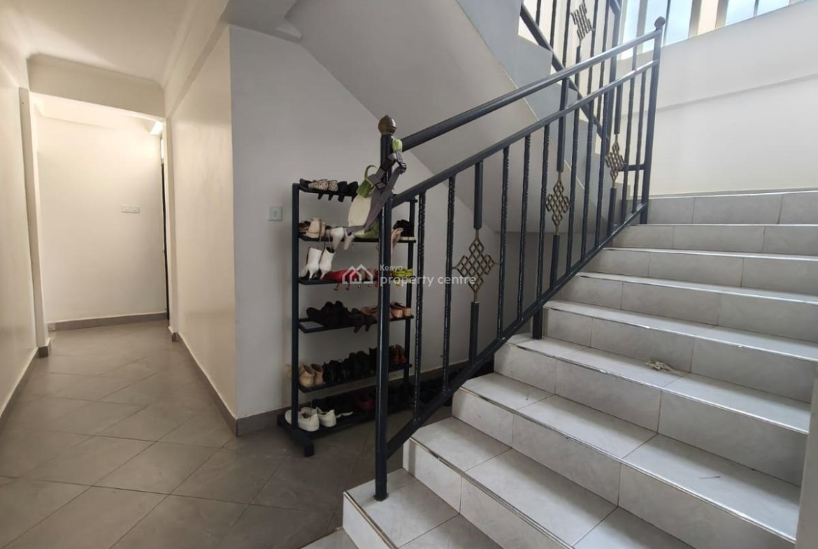 Elegant 5 Bedrooms Maisonette