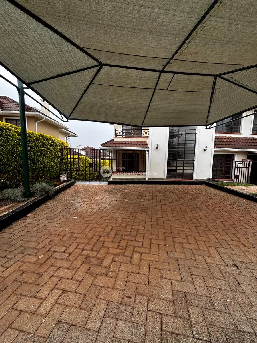 2 Luxury 4 Bedroom Townhouse